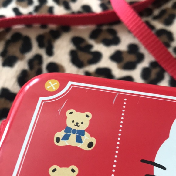 1996 HELLO KITTY ❤️ Sanrio Metal Tin Purse Red Teacup Vintage 90s Bear Kawaii - Picture 16 of 17